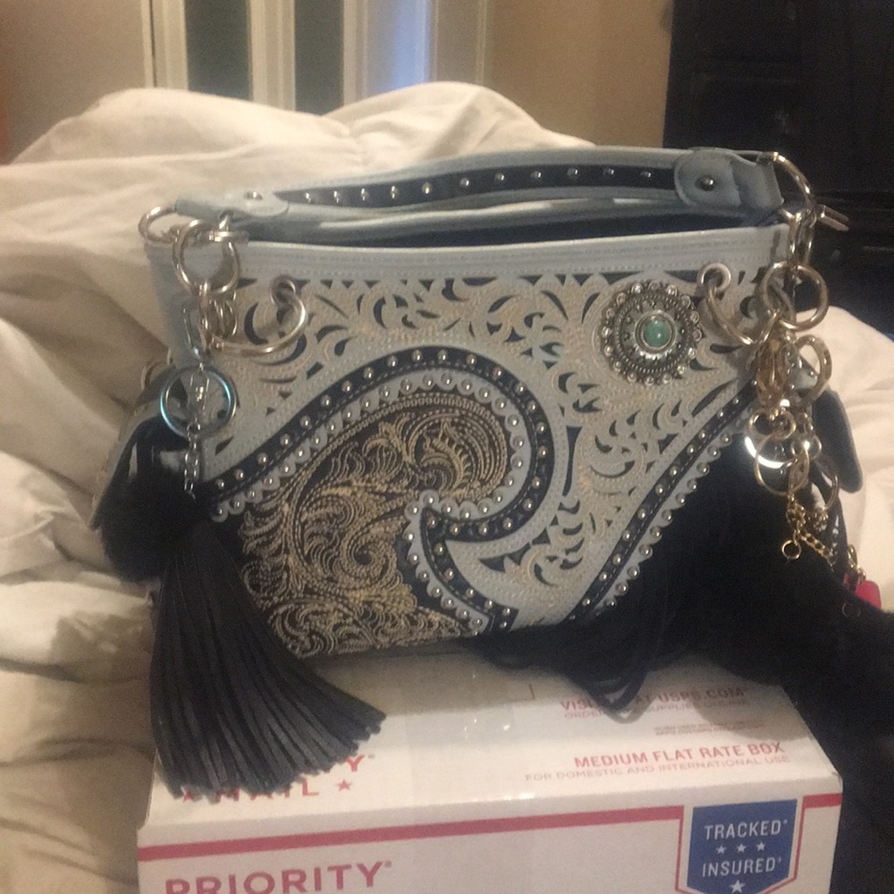 Montana West concealed weapons purse